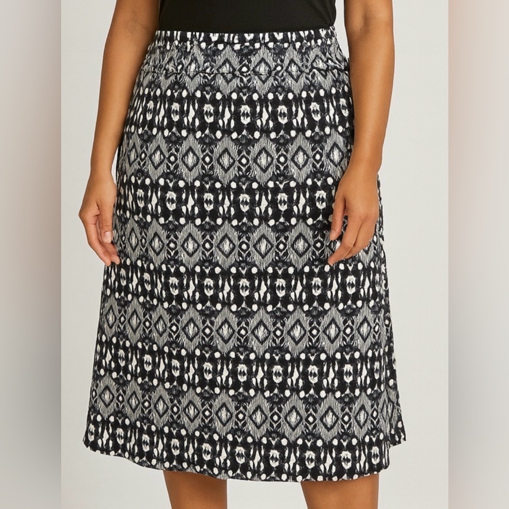 Faded Glory Black and White A-Line Skirt